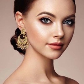 DailyBazaar1's tweet photo. #Earrings #bestEarrings #ForWomens
Silver-Golden-Bindya-Kanta https://t.co/oTBgNUk6pQ https://t.co/pTtybYPpDC