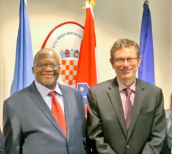 A pleasure exchanging w/t the Permanent Rep. of the Republic of Croatia🇭🇷 to @UN & the Chairperson of @UNPeacebuilding, H.E. Ivan ŠIMONOVIĆ. 

@lcbc_cblt appreciates the  #PBC support & looks forward to more partnerships🤝 toward ensuring #SustainablePeace in the #LakeChad Region