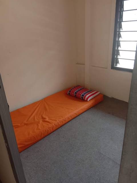 Tips Kamar Sempit Agar Terlihat Lega

- A Thread —