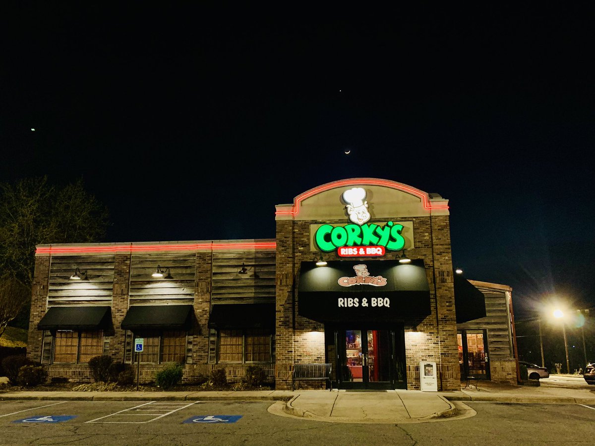 CorkysArkansas's tweet photo. Home sweet home! New lights and signs to show you the way back to us. #corkysar #corkysbbqandribs #dinein #drivethru #familyfriendly #dinnerideas #lunchtimethings #brunch #datenight #celebrations https://t.co/fdm1i0PLEA