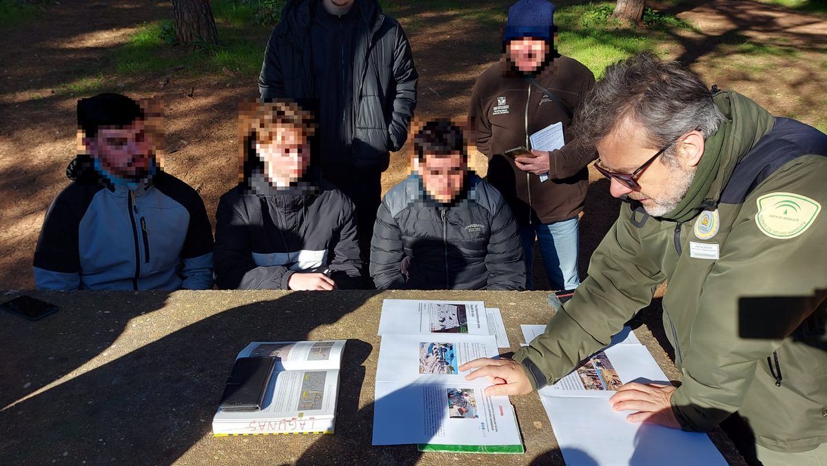 marcelo51940611's tweet photo. Ya soy de #CMIAAP9Ed Todo un reto que me servirá para mejorar en la comunicación y educación ambiental. https://t.co/tpeKpMuaC1