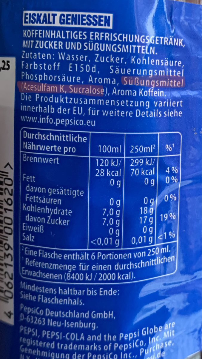 Ist das #Eklig.
Vorhin gedankenverloren einen Pepsi gekauft, extra darauf geachtet nicht die Zero zu erwischen.
Nachdem ich nun 2 Stunden einen ekligen Geschmack im Mund hatte, nahm ich mir die Zeit, das Etikett durchgelesen.
Mal wieder mit #Süßungsmittel - Acesulfam K, Sucralose