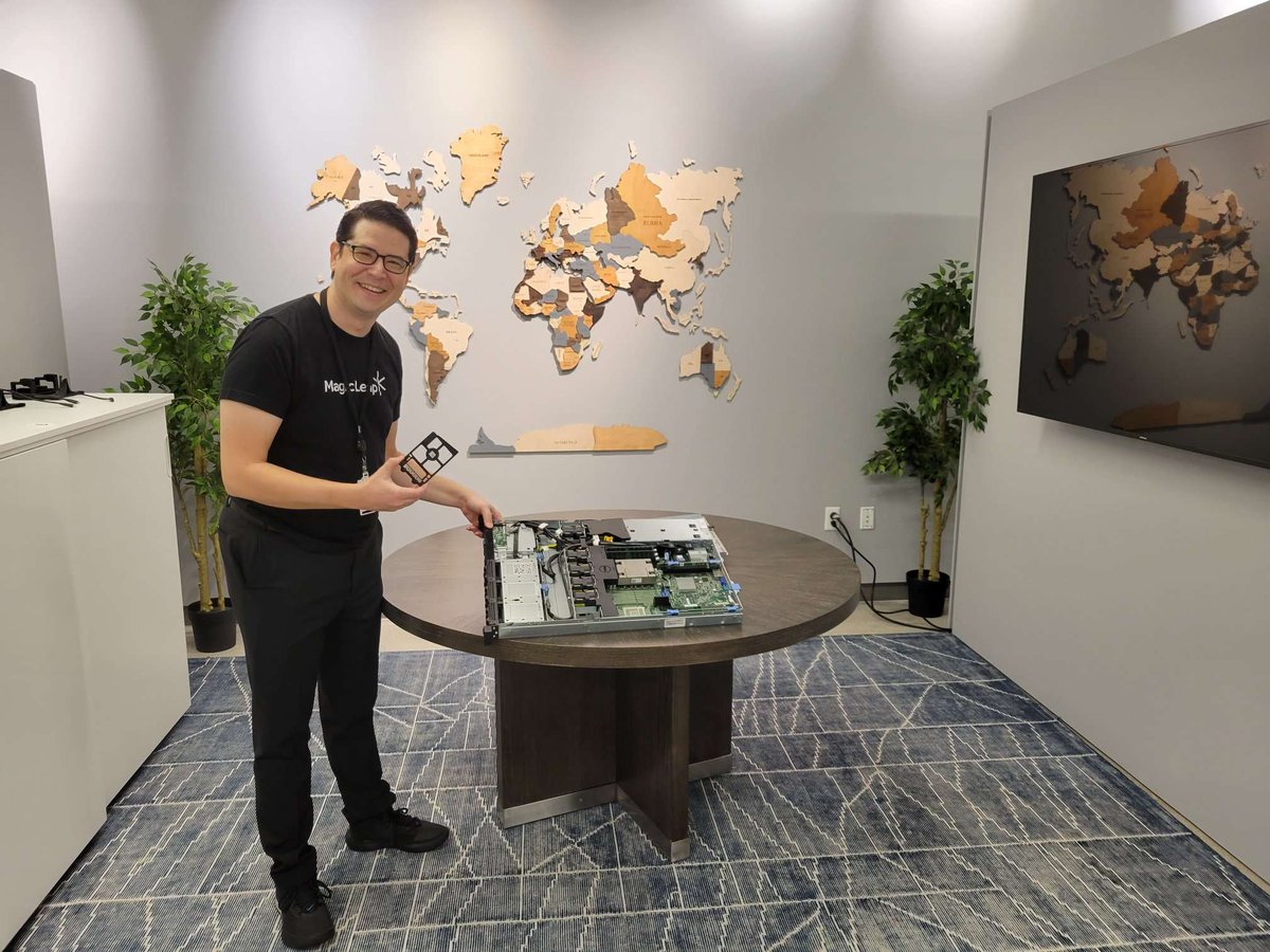AverianAI's tweet photo. Excited to be at the @MagicLeap - Sales Partner Summit! We're looking forward to demonstrating Arvizio solutions on Magic Leap to their sales partnership network. #augementedreality #digitalinstruction #magicleap #arvizio #mixedreality https://t.co/x42bjnoPgC