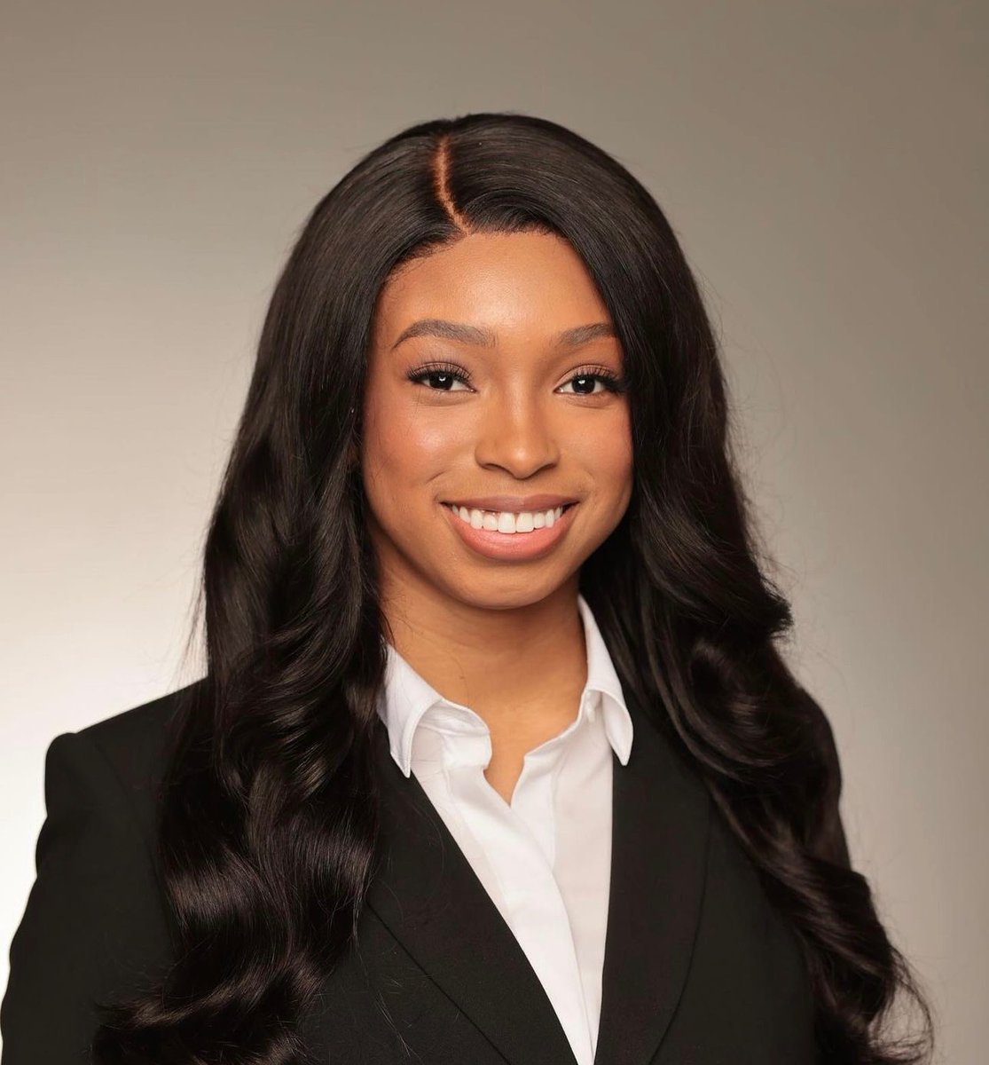 In honor of Women’s History Month, @NFLATennessee would like to congratulate Dr. Tamia Potter on becoming the First Black Female Neurosurgery Resident at Vanderbilt in its 149-year history. @pottertamia @VUMC_Neurosurg #WomensHistoryMonth2023