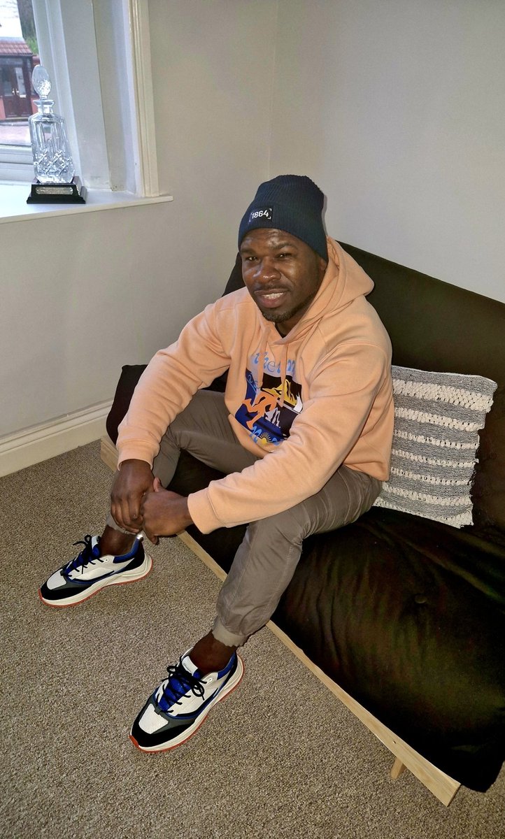 A9Mac's tweet image. Shout-out to @WXMClothing for the beanie hat 💫