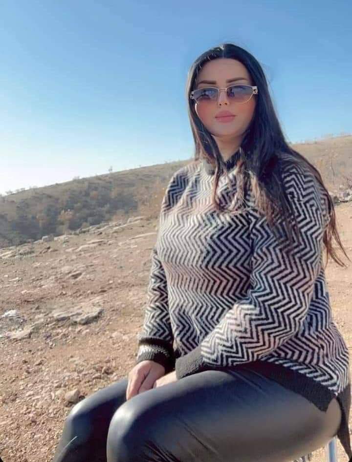 #من_الخاص 
دكتورة اسنان عمري 47 سنة مطلقة بسبب عندي عقم واريد شاب اتبناه مثل ابني ازوجه واخلي يعيش وياي بالبيت حتى يدير املاكي بعد عمر طويل انشاء الله اهم شي كون خوش ولد ويحافظ على حلالي ومالي واذا شخص متزوج وعنده اطفال بعد احسن حتى يونسوني واحبهم اعتبرهم جهالي
منو يقبل بالعرض.