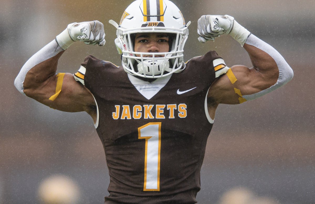 Anthony Kendall, a D3 cornerback, is reportedly drawing interest from several NFL teams after a stunning Pro Day workout.

Kendall was an All-American at Baldwin Wallace University and stands at 5’10”, 180 pounds.

At his Pro Day, Kendall jumped 11’1” in the broad jump, which