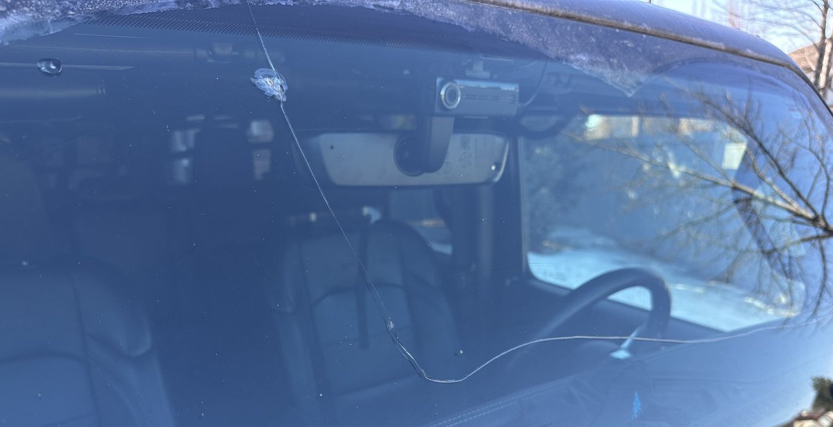 BrianGeislinger's tweet photo. Yes it’s a Jeep… #showusyourcrackcruz #glassmastersautoglass https://t.co/13cHGHLwfZ