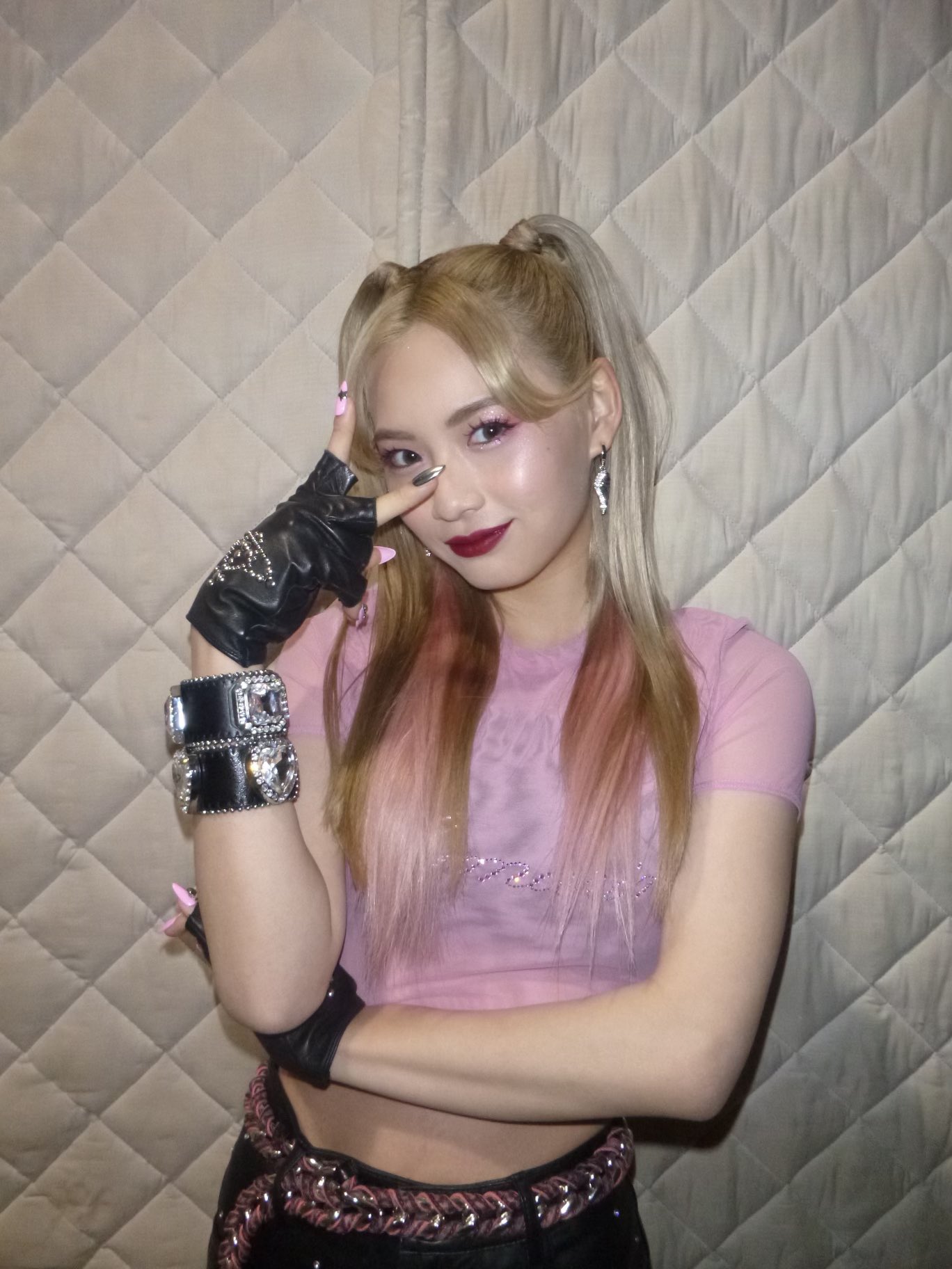 FsV2VENaEAAd9eI?format=jpg&name=large