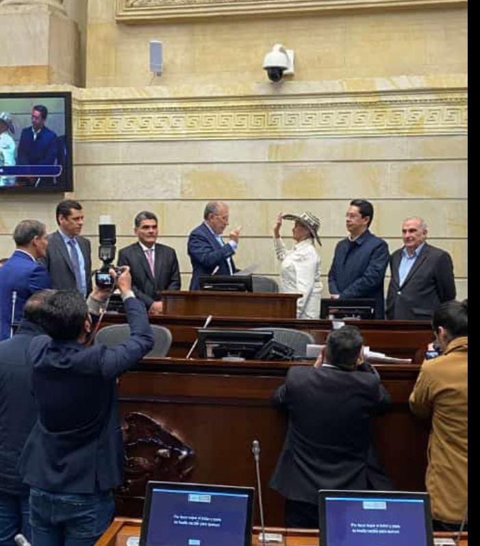 CristyRinconHar's tweet photo. ATENCIÓN CORDOBESES TENEMOS NUEVA SENADORA CATALINA PÉREZ DE LOMA VERDE X @ColombiaHumana_ PRIMERA VEZ EN LA HISTORIA D NTRO DPTO Q UNA MUJER CAMPESINA ES SENADORA…👏
PRESIDENTE @petrogustavo GESTORA SOCIAL @Veronicalcocerg https://t.co/xqXQll47qa