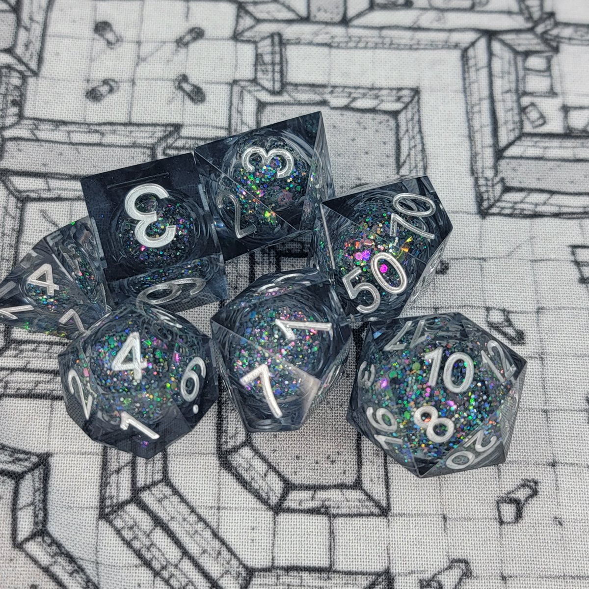 ModernArtifice's tweet photo. Liquid Core Dice Giveaway!
As always rules are the same.
Follow Us
Share this Post
And Tag a Friend on the comments

We pick our winner on Thursday!
#dice #giveaway #liquidcore #dnd #ttrpg #dungeonsanddragonsmovie https://t.co/VGWXm7dy0Q