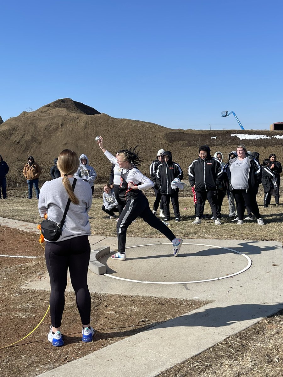 CBTJgirlstrack's tweet photo. First outdoor meet today. TJ Track is TOUGH! Started with several shot putters throwing their PR! Lylia, Aries, Mariah, Cami, Brianne, and Brandi continue to improve. https://t.co/GSa2bf2MrV