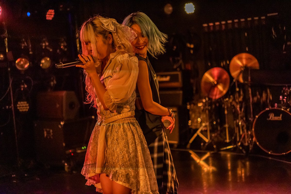death_of_pizza's tweet photo. 初期メンの絆
CR MECHAPOP
アメリカ村BEYOND
#EIMIE
#ハルカキルサージ
#お嬢ちゃん
#べんかめ https://t.co/WC4QFxiHt8