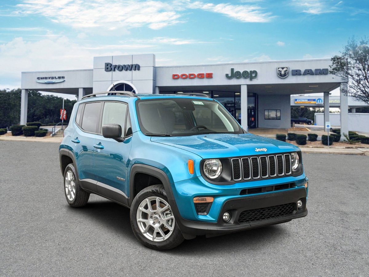 BrownCDJR's tweet photo. Take a ride on the blissful side. The new Jeep Renegade is perfectly equipped for comfort to keep you smiling throughout the whole drive. Choose yours from our impressive selection today: https://t.co/FpNorpvtZ6 https://t.co/U0NERzBvXO