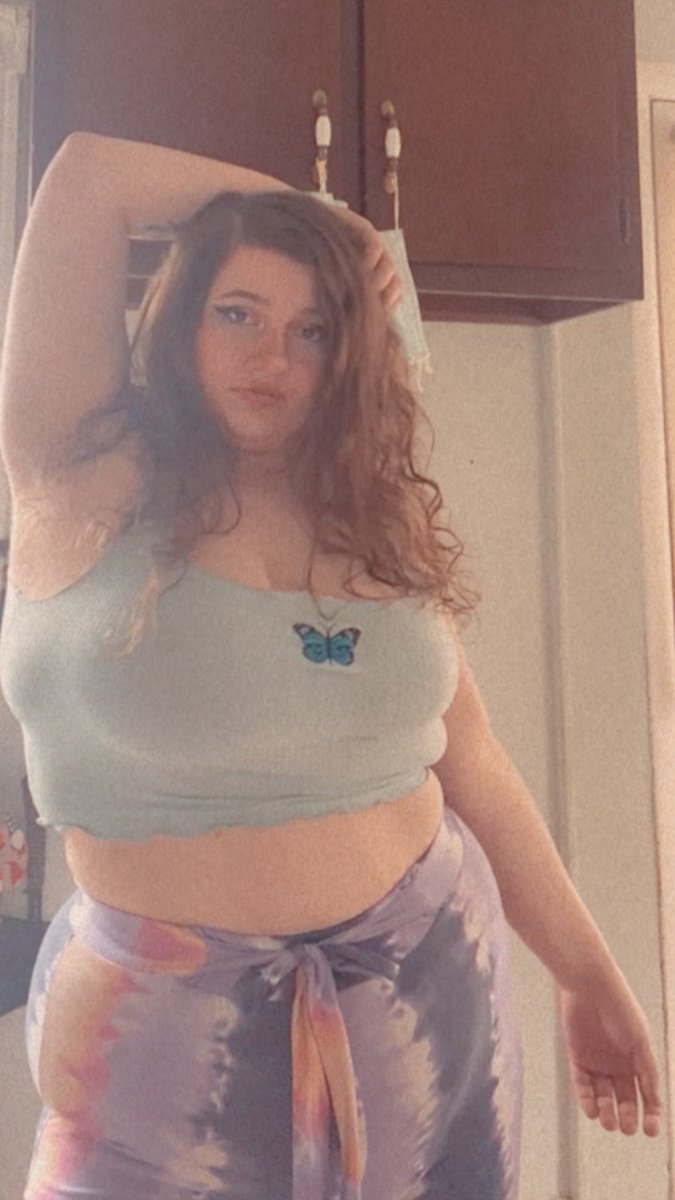 SlammedRose's tweet photo. Would you come smoke with me? #nsfw #plussizewomen  #PAWG #bbw #snowbunny #thick #plussize #bigtitties #chubbygirl #thickwomen #ofgirls #onlyfans #onlyfansgirl #newbieonlyfans #sellingnudes #sellingcontent #buymycontent #paytoplay #fetishfriendly #nudesforsale #contentforsale https://t.co/0ZhEynw88x