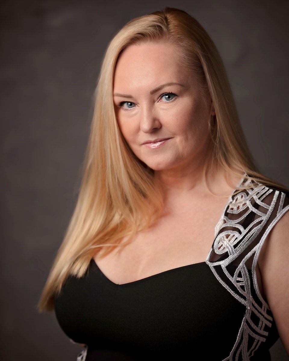 UKActorNetwork's tweet image. ACTOR: RILEY D. McGUIRE

TWITTER: @RileyDMcGuire1
SPOTLIGHT: bit.ly/3TSxSiL
IMDB: bit.ly/42LHb8l
AGENT: @GSDunlavey 

#RileyDMcGuire #PromoteAnActor #SaveTheArts