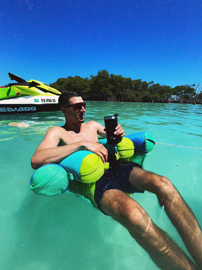 Todo por debajo ‘el agua, submarino⚓️