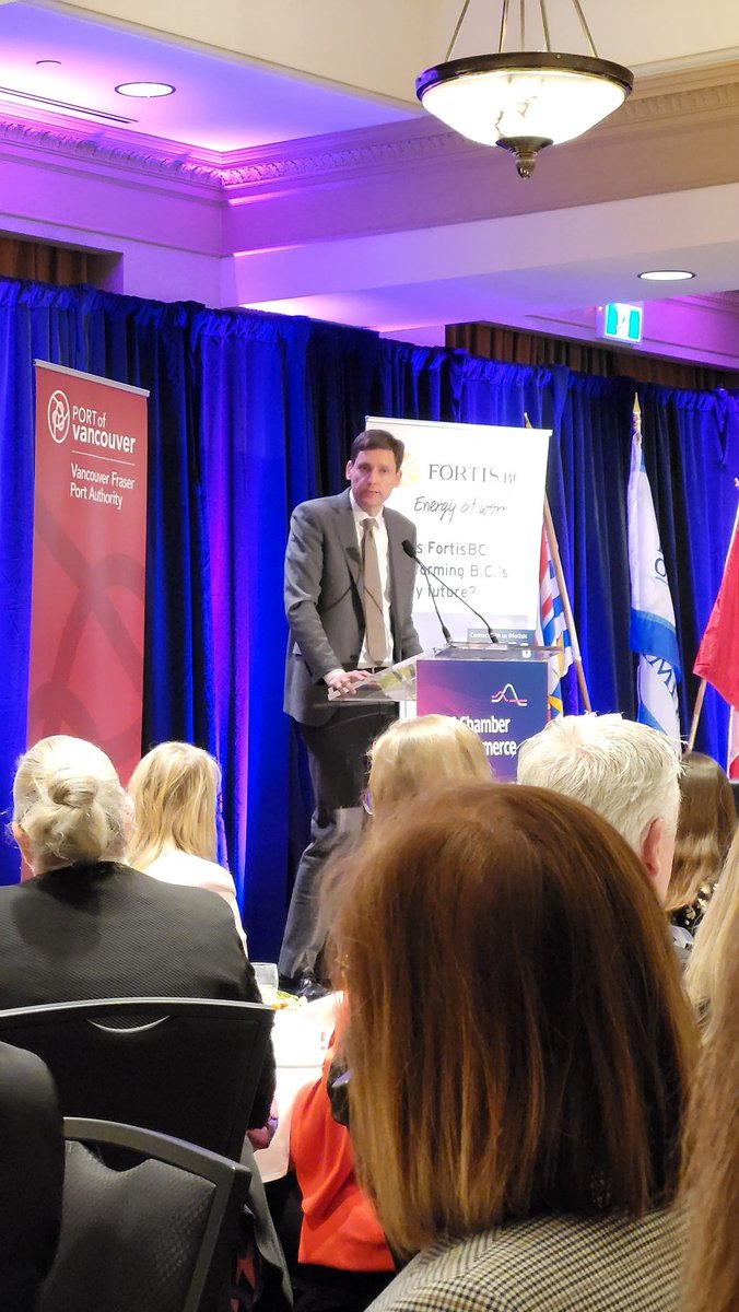BFagbebe's tweet photo. It was great attending the @bcchamberofcom Premier and Cabinet Luncheon. Great to hear Premier @Dave_Eby speak on the Province's priorities and share a table with Minister @BruceRalston - BC Minister of Forest 

#PandC2023 #mnp https://t.co/thaMF5zBwO