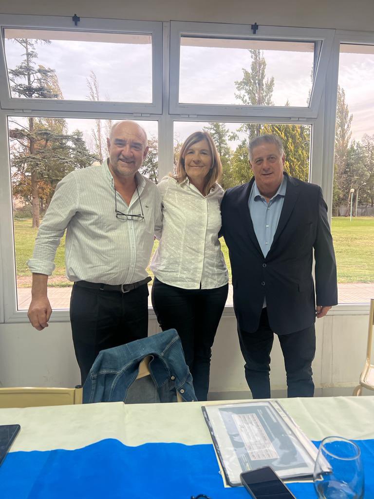 ACollia's tweet photo. Participé de la charla sobre Políticas para la Salud en la Universidad Nacional del Comahue, provincia de Río Negro. Muy agradecido por la invitación y a todas y todos los que se hicieron presentes! https://t.co/GNItjqAPKG