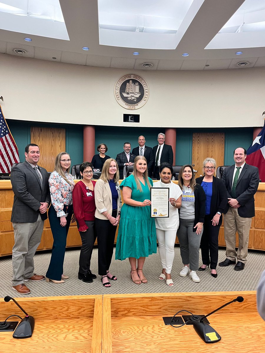 Emma Vrana tweet media