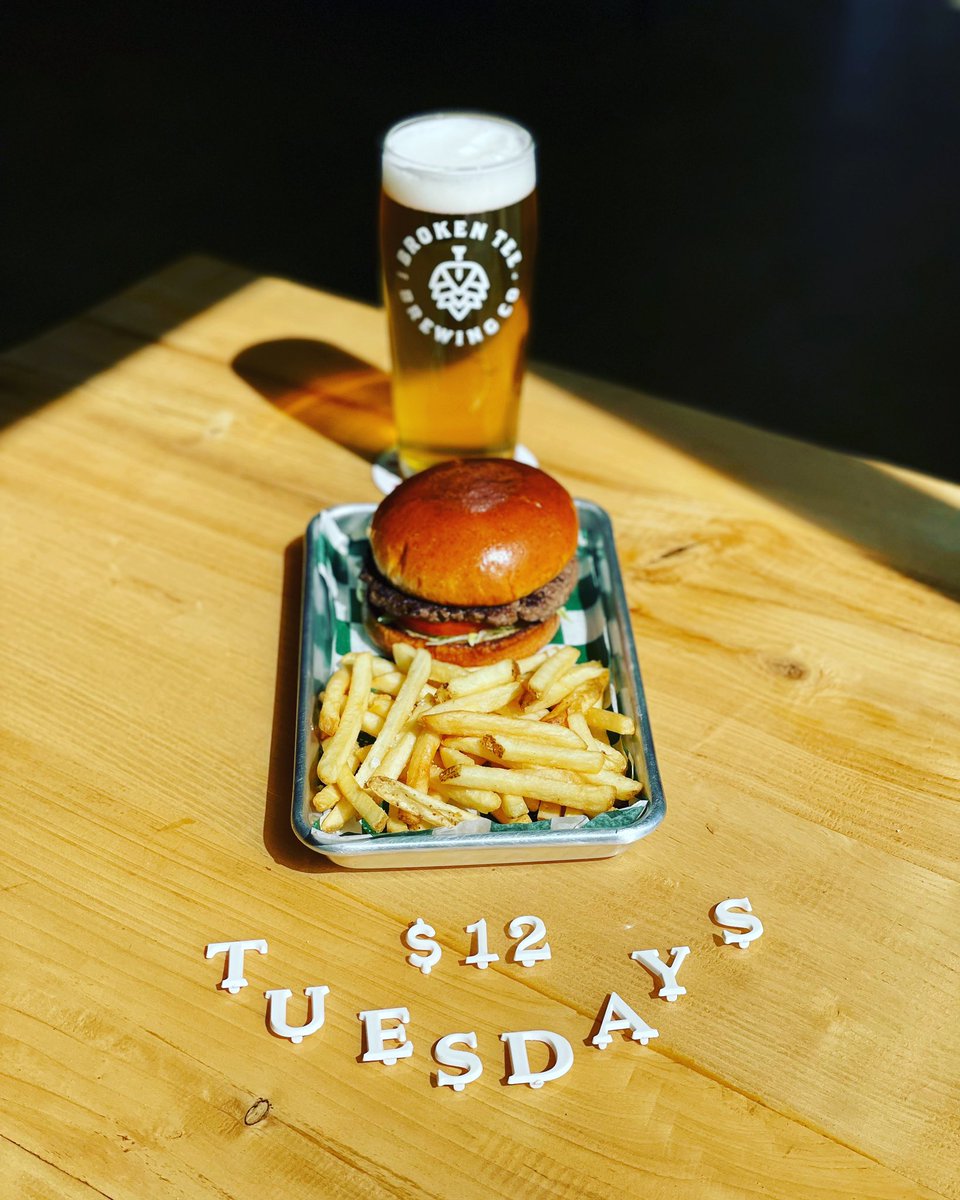 brokenteebrew's tweet photo. Tuesdays= $12 Burger and a Beer deal!!!
#brokenteebrewingco #brewery #burgerandabeer #beerpic #burgerpic #craftbeer #drinkillinois #ilcraftbeer #highwoodillinois #tuesdayfun https://t.co/jJqTwe73xn