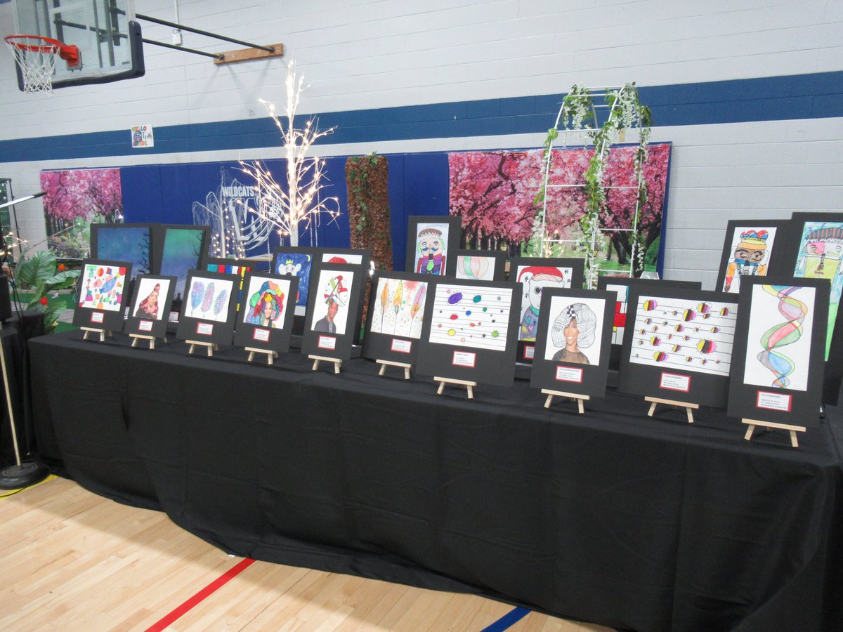 CCH160's tweet photo. Garden of Knowledge Gala at Country Club Hills School District 160. Great job by Mrs. Stewart putting this together!!! https://t.co/nbwVjNWA9f