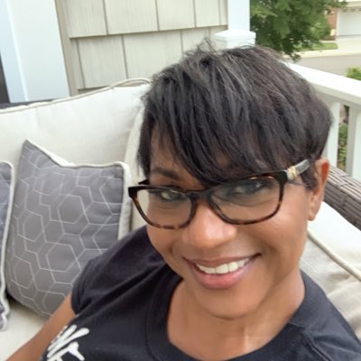 monicadiggz's tweet photo. #NewProfilePic https://t.co/tFO5dlyCdL