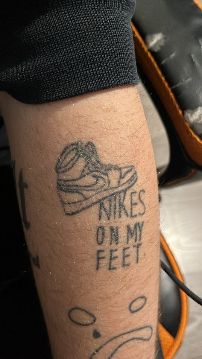 slattmfffff's tweet photo. @raptalksk @Maha_Sattva favorite song from Faces is Inside Outside (Mac related tattoo for attention) https://t.co/xlwQirgpBB