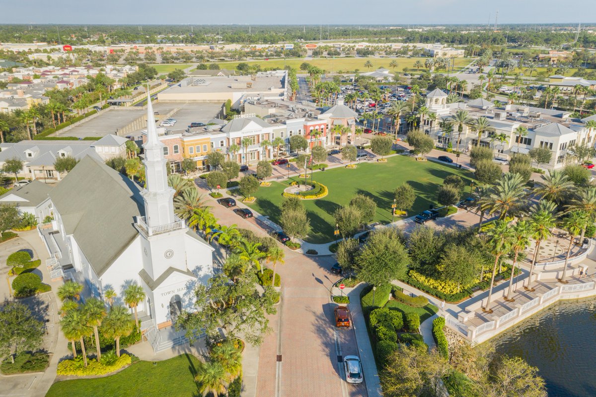 CityPortStLucie's tweet photo. Mayor Shannon Martin will host a Town Hall Meeting to inform residents and community members about current and future development in Tradition.

➡️ 6-8 p.m. Tuesday, April 18
➡️ Tradition Town Hall, 10799 SW Civic Lane
➡️ There will be a virtual option via Zoom.

Learn more: https://t.co/GKneXhoS9L