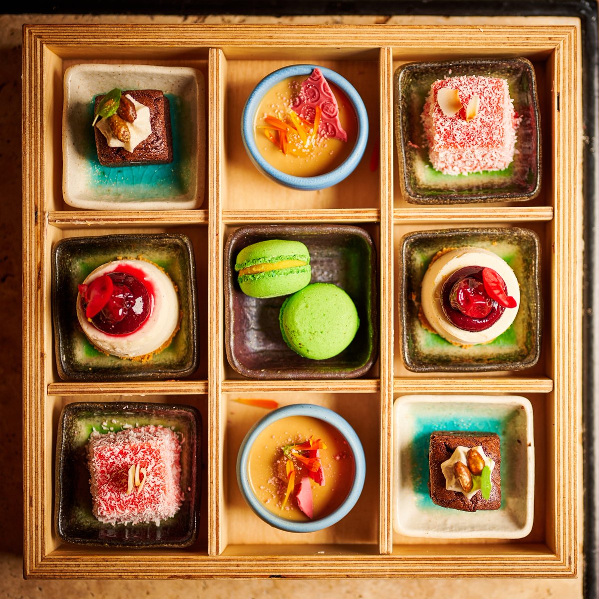 Must-have desserts to end your evening on a sweet note…

Introducing our famous Bento Sharing Selection.

#dessert #bentobox