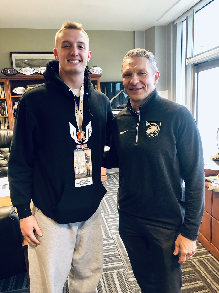 altwiesjackson's tweet photo. Thanks to Army football, @CoachJeffMonken , @CoachSeanCronin, @CoachJohnLoose, @CoachBPowers for an elite junior day experience at West Point. See you soon. Honor Duty Country! @ArmyWP_Football @PNHuskieFB @CoachTwichPN @josephpatrick20 https://t.co/FYZ2PP3oH5