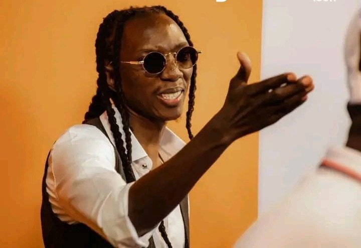 InfluencerUg1's tweet photo. "I can't  Date  a rich man because i fear breastfeeding snakes"

Mubs girls 👇🤣 https://t.co/SuUb7RySzF