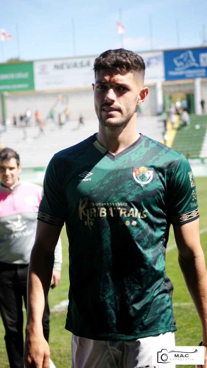 ¡Semana de objetivos! 💪🏽⚽️

¡SÍ se puede, y con el apoyo de la afición más aún! 💚🤍

<a href="/ArteagaRuyman/">Ruymán Arteaga García</a> 
<a href="/CPCacerenoSAD/">CP Cacereño</a>
