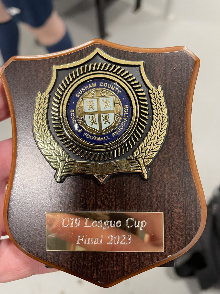 FramwellgatePE's tweet photo. Tough one for our @FSDSixth football team. 2-0 loss in the final to a good St. Aidans side. Tight game, with the sides separated by a goal direct from a corner, and a shot from KO from the half way line. We got beat, but we learn and grow as players from it! ⚽️ 👏🏻 #teamfram https://t.co/h1JmGuaFui