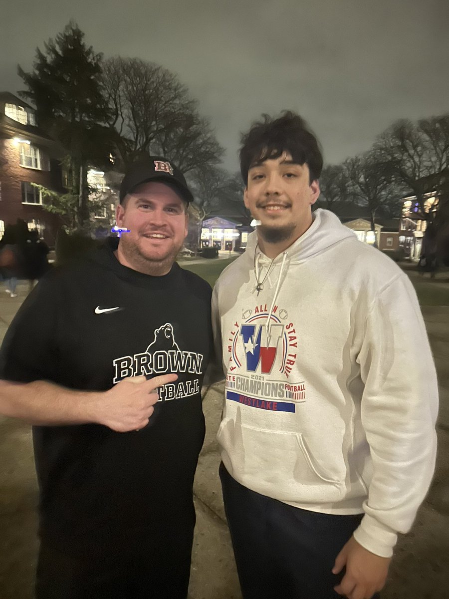 RileyKennedyWL's tweet photo. I had a great time at Harvard and Brown last weekend! Thank you @CoachKKennedy and @CoachMMac1 for the visit @HarvardFootball @BrownU_Football https://t.co/IxEq4etpXG