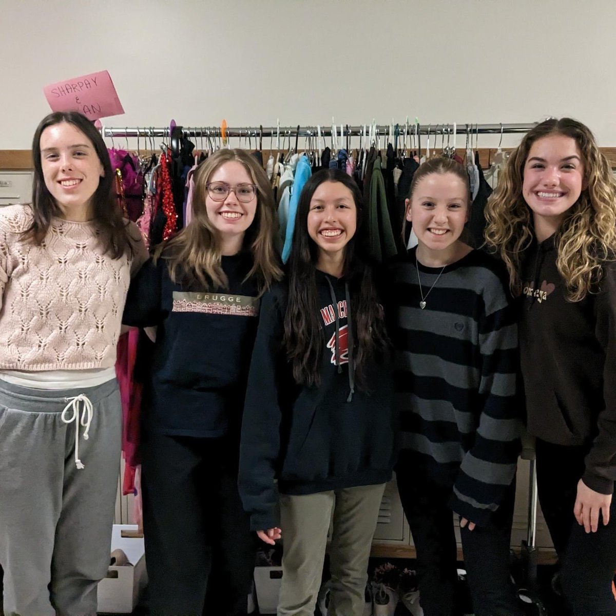 McCaskeyHS's tweet photo. All Done! 🔨🎙️🎭

Students in 𝙃𝙞𝙜𝙝 𝙎𝙘𝙝𝙤𝙤𝙡 𝙈𝙪𝙨𝙞𝙘𝙖𝙡  finished up their performances and had fun striking the set. 

#McCaskeyProud #McCaskeyArts 

📷 Credit: WMCC's Rose Carlson https://t.co/hSZcSgod8S