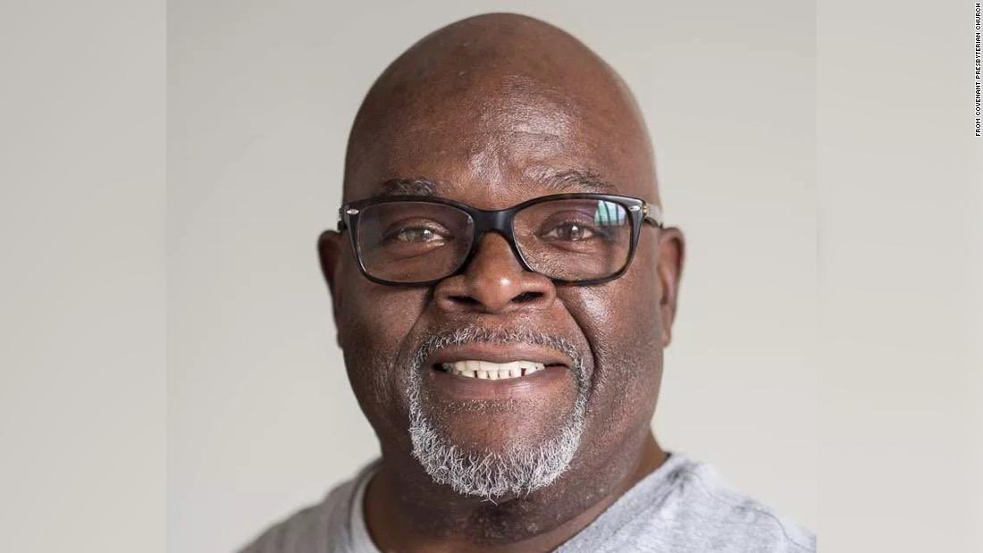 shannonrwatts's tweet photo. Mike Hill, 61, was the school custodian and was known as “Big Mike” to the students at Covenant School. Hill was also the beloved father of eight children. https://t.co/zFRItDNZkX