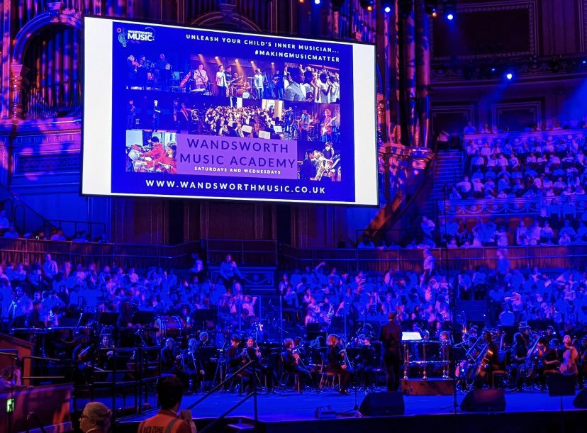 👏👏 Congratulations to all the #Wandsworth school children performing at the Royal Albert Hall this evening! Amazing! 

@southmeadschool @WestHillSW18 @BrandlehowSch @roechurch_sch @StJoesPutney @Stanselms_toot @OLQH_SW19 @MusicWandsworth