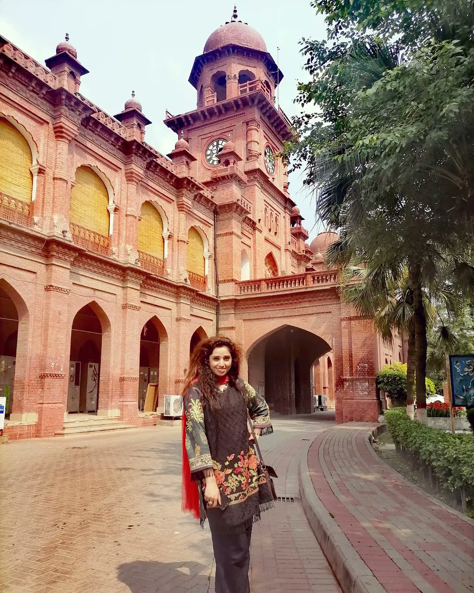 AslamAksa's tweet photo. Reviving the memories of good old days ❤️❤️
#GoodVibesOnly #goodolddays #University
#memories #bestdays #mysecondhome #PUCAD https://t.co/e59hdZbOtw