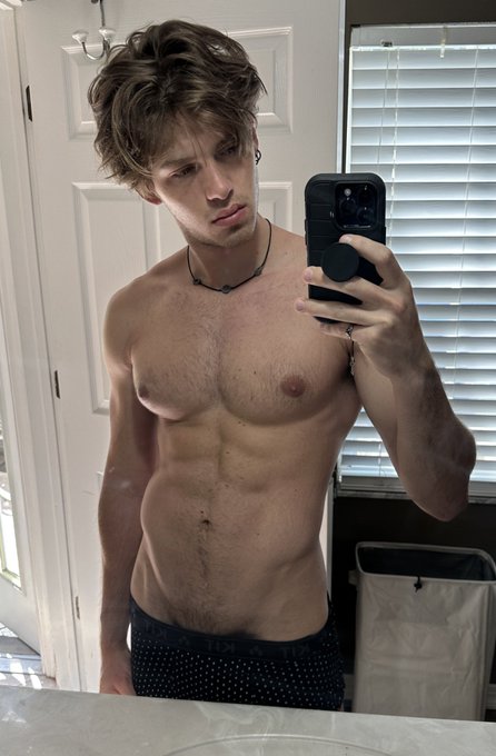 Okay but the way it tapers 🙀 https://t.co/aJBh1stNXU