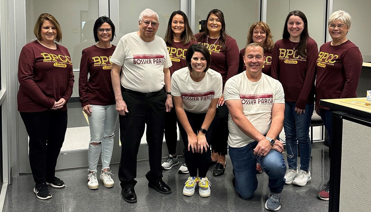 BPCCCavs's tweet photo. It's #TwinningTuesday in the math department for Community College Week! #ccweek23 #BPCCproud #wesolveproblems #CCWeek2023 #goLCTCS @golctcs https://t.co/9kPiivkvBl