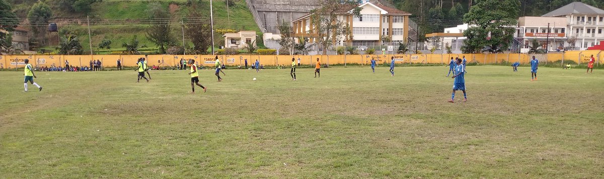 HomeBoyzFC's tweet photo. #BuildUpGames:
Today ,we had a Friendly match with Kabale District Post Primary Champions @ABASINIYA_KCB .

#FullTime; KHB FC 3:0 SINIYA.
There is no doubt that the boys will do much better at the Post Primary Regional Level,We wish them the best.
#ItsOurClub~#ItsCommunityKigezi https://t.co/47PI1EAps2