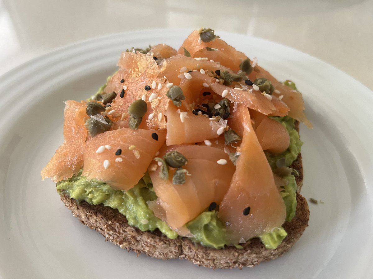 ah582291's tweet photo. Cuando la hija #Teenager pide, así muy casual, desayuno de domingo en casa…

Ahhh, y no solo uno, sino dos!!!

#FatherDaughterLove #GirlPower #ProudDad https://t.co/rnZ1mWqskr