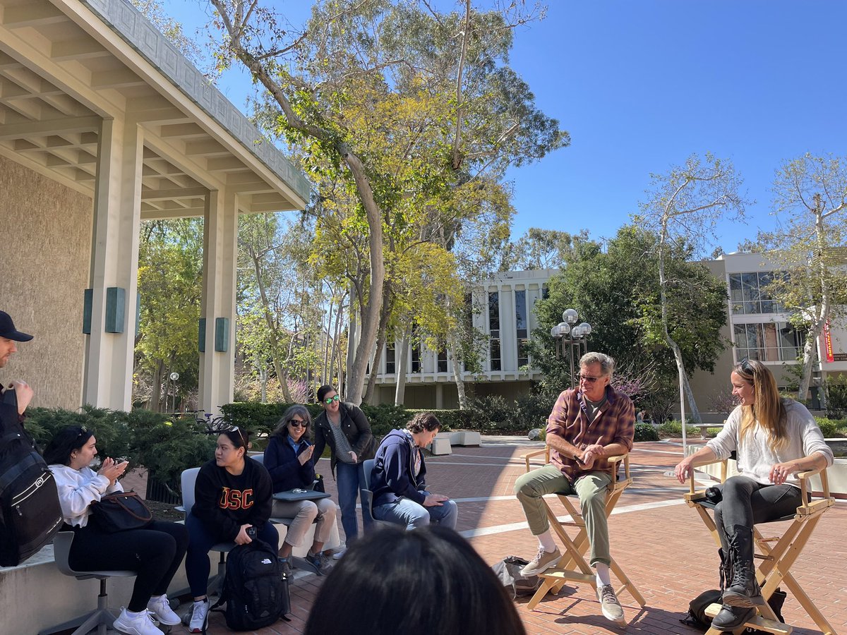 Welcome to USC, where class is just held outside during a power outage. Only in Southern California!