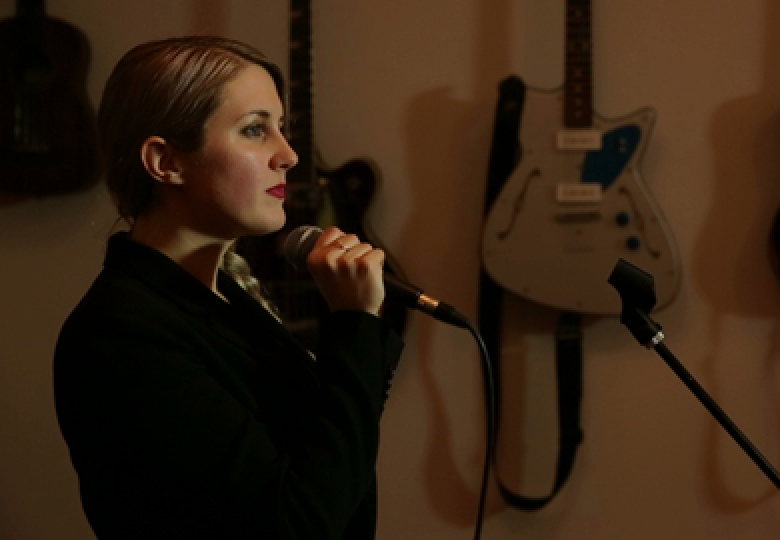 IrishArtsCenter's tweet photo. Our season's master classes kick off next Thu w the final installment of fiddler Liz Knowles' "Exploring the Art of" series for musicians &amp; audiences alike, followed by a workshop in traditional Irish singing led by vocalist @_shrines_ on 5/11. Learn more: https://t.co/KaYNBGn1Mb https://t.co/ME4q3k6jtY