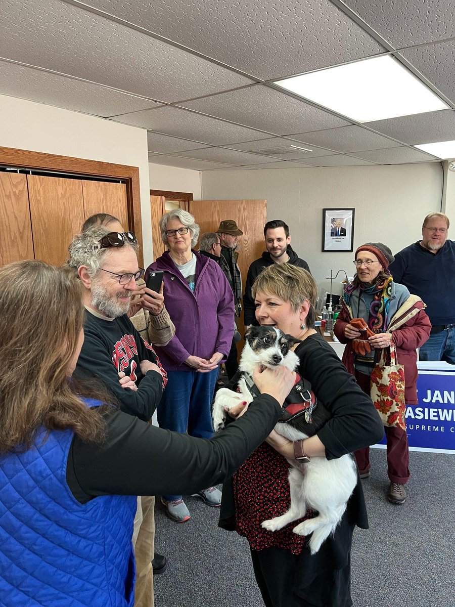 It’s been a busy (chilly) week on the campaign trail! I am proud to be on this journey with you to restore fairness, integrity, and common sense back to the Wisconsin Supreme Court.