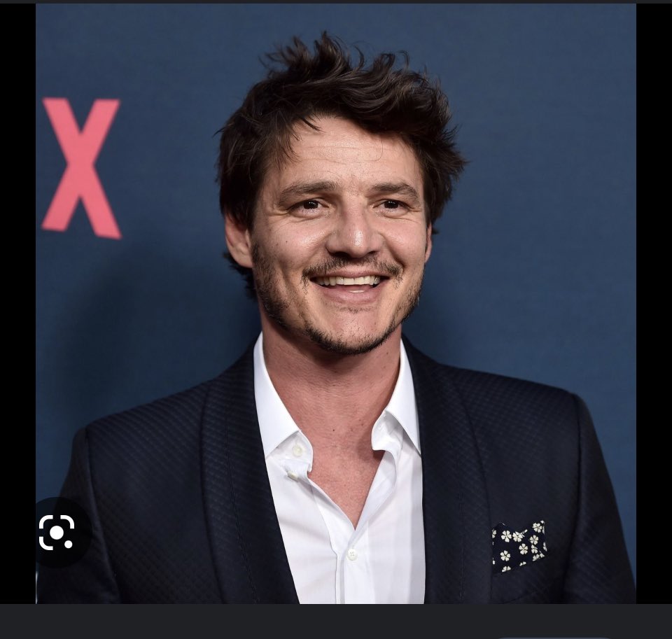 kiwihippo08's tweet photo. Someone get me pedro pascal for my birthday please….thank you @pascalispunnk https://t.co/vaCzsHTcq1