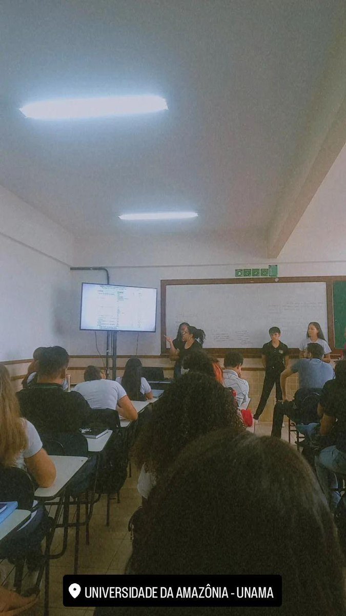 Neto69759791's tweet photo. Hoje foi meu primeiro dia de aula, tô muito orgulhoso e grato a Deus por tudo 🥺❤️ https://t.co/wEtgvJmi2g