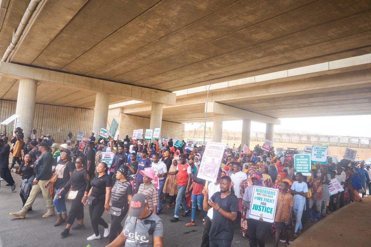 Drmopaul's tweet photo. Members of the Free Nigeria Movement have called on the Economic Community of West African States (ECOWAS) to advise the Nigerian government to heed the call for the cancellation of the presidential election of February 25th, 2023, by majority of the ordinary people of Nigerians https://t.co/bqmDz8sr2y