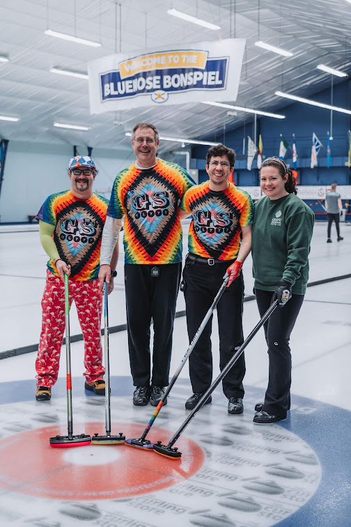a_random_bloke's tweet photo. Went to #Halifax last week and played the #BluenoseBonspiel hosted by the @MayflowerCCHfx . Had an amazing time, got piped onto the ice on Sunday, won the C Event, and we even got a #8Ender on the way to the final. Fabulous place, both club and town! https://t.co/6Joowm0Yvo